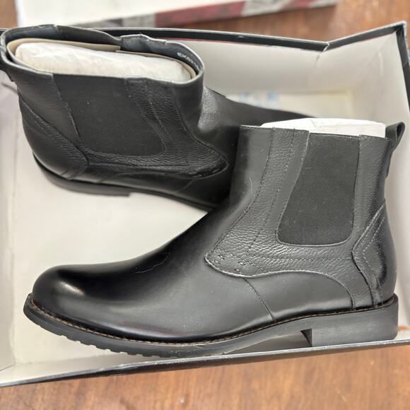 English Laundry Mens Oaks Chelsea Boots 10 Black Leather NWT Pull On